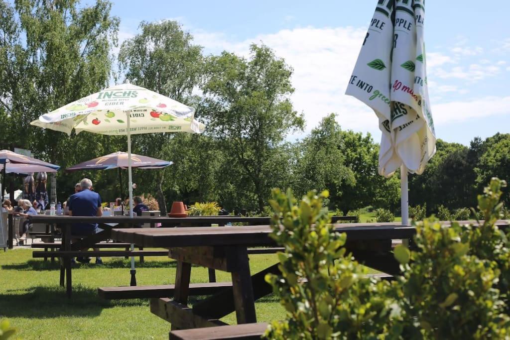 The Dolman At Ferndown Forest Golf Course Exterior foto